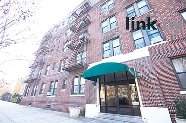 Rented by Link NY Realty