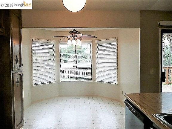 5th image of 5240 Laguna Ct