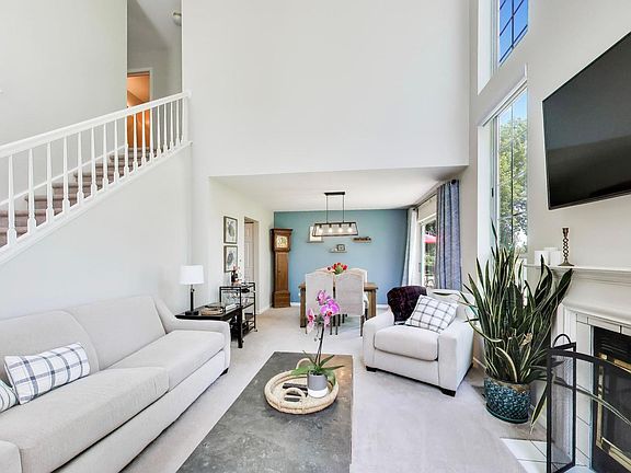 3rd image of 107 Welwyn St