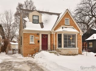 1628 Seward St, Evanston, IL 60202