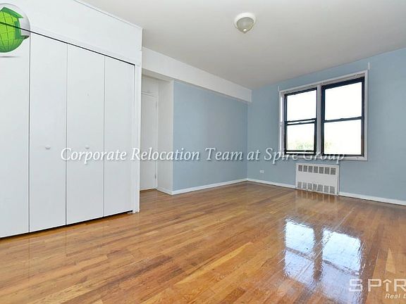 3rd image of 3091 Crescent St APT 6L