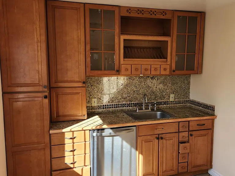 725 Quail St — Photo 2