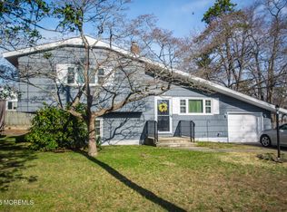 712 Beach Ave, Beachwood, NJ