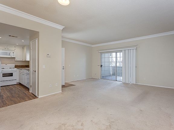 4th image of 777 S Citrus Ave APT 223