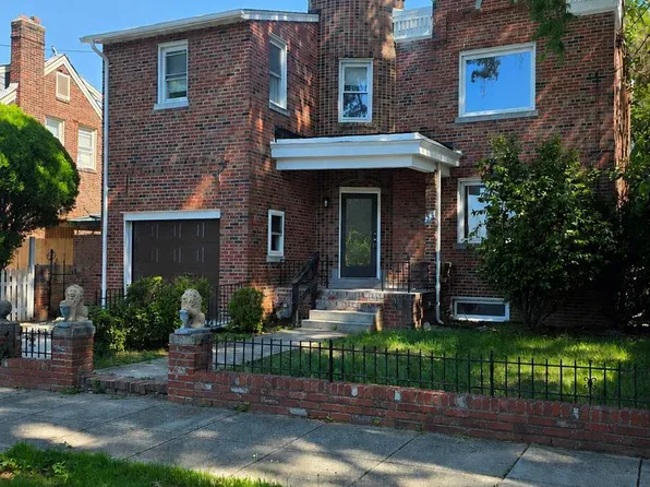 33 Nicholson St NW, Washington, DC 20011