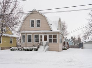 904 Howard St, Green Bay, WI 54303