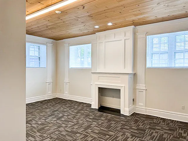 421 University Ave #B — Photo 25