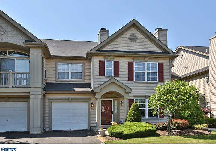 1st image of 703 Julian Dr W