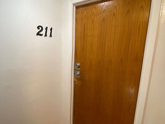 3rd image of 3491 62nd Ave N APT 211