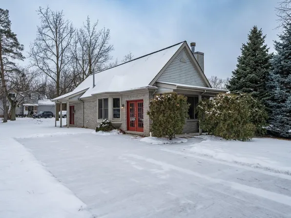 13498 Butler Dr, Sterling Heights, MI 48313