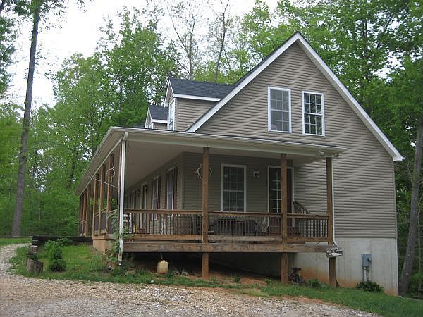 Beautiful Cape Cod less than two miles from Nellsyford and Stoney Creek