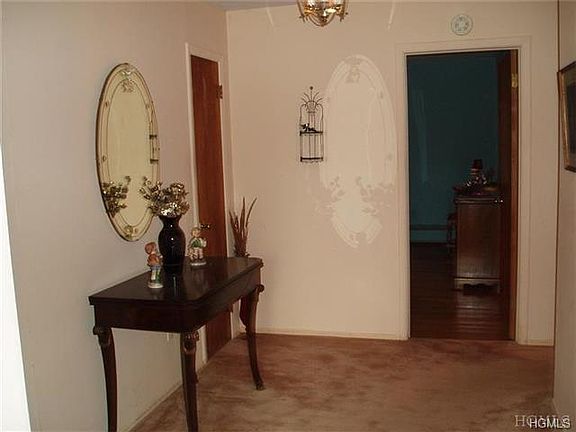 2nd image of 1640 Morningview Dr