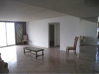 4th image of 2801 NE 183rd St APT 1501