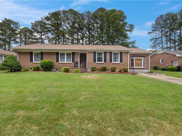 1116 Lakeview Dr, Portsmouth, VA 23701