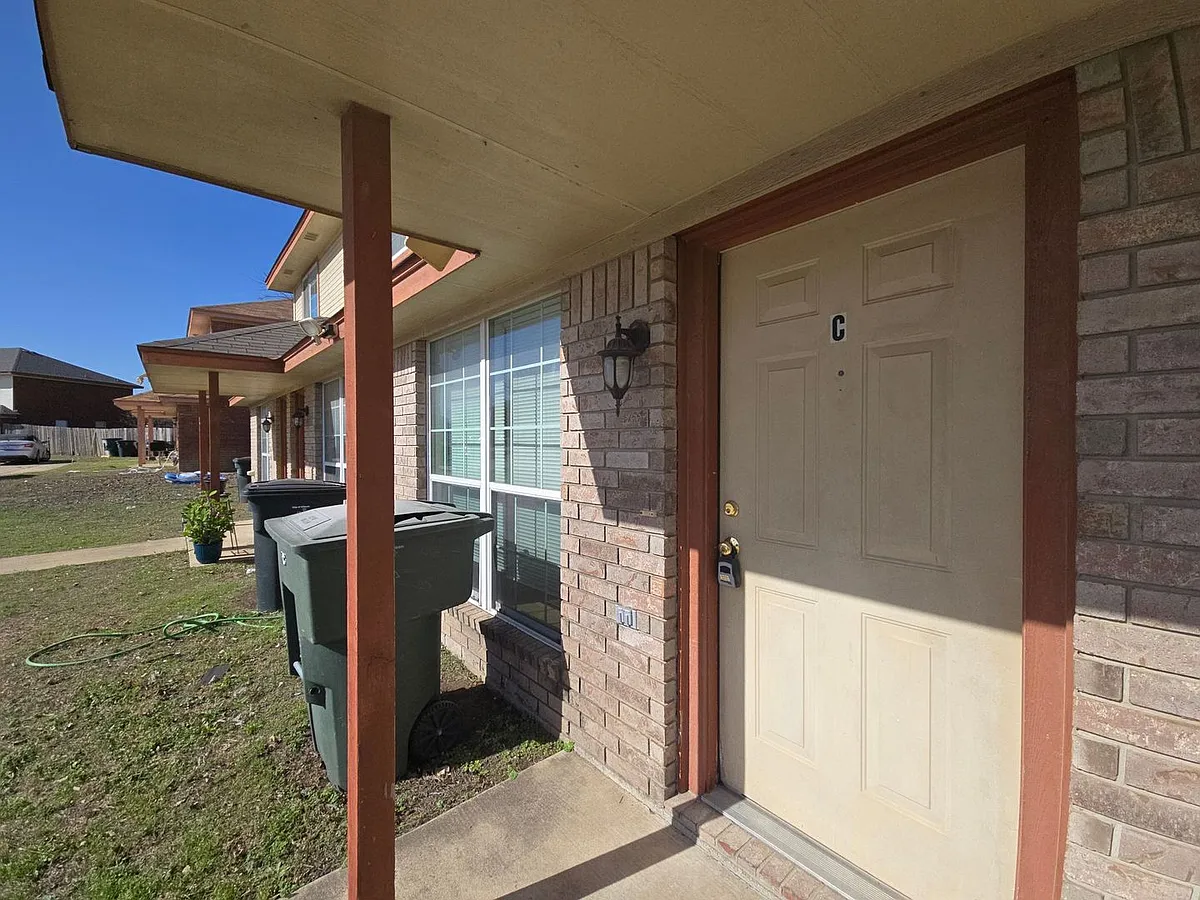 Building Photo - 4507 Mattie Dr #C