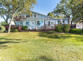 14909 E Eagle Lake Rd, Battle Lake, MN 56515