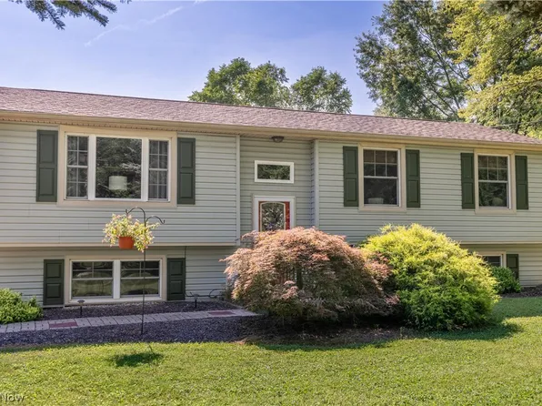 11792 Abbott Rd, Hiram, OH 44234