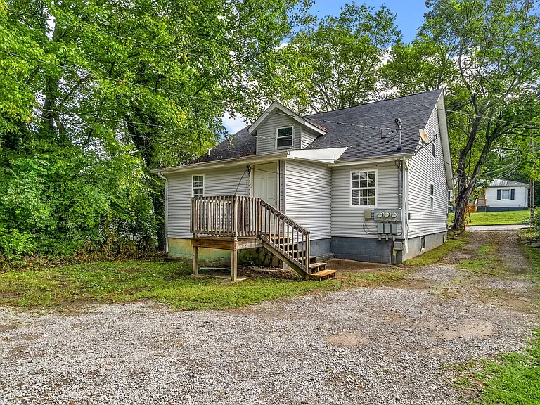 718 Central Ave — Photo 15