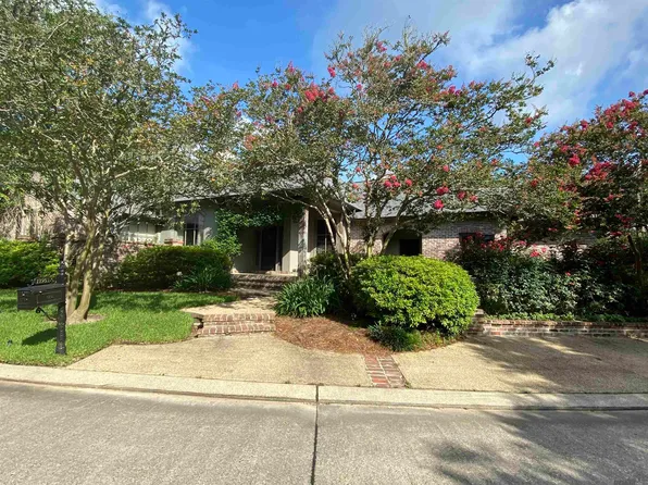 17951 Grand Cypress Creek Ave, Baton Rouge, LA 70810