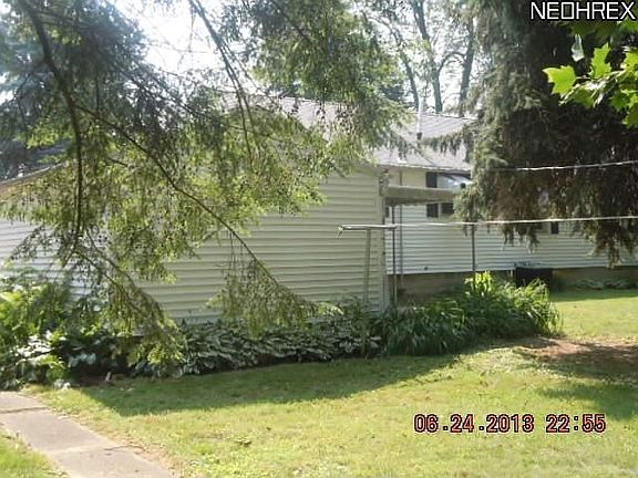 3rd image of 126 Fahrney St