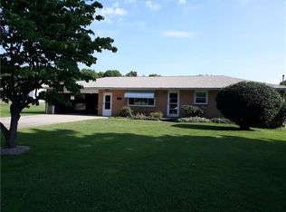 2295 Rombold Rd, Hermitage, PA 16148