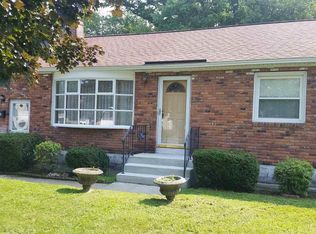 21 Memory Ln, Schenectady, NY 12306