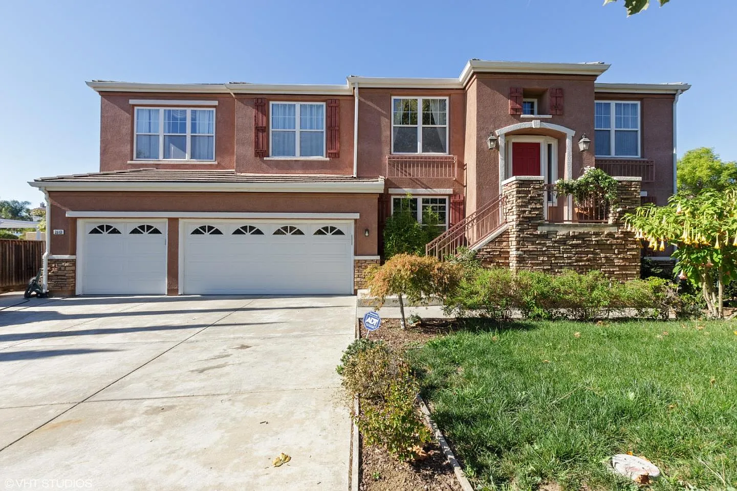3513 Rafter Ridge Dr photo 1