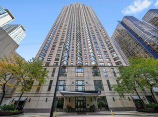 401 E Ontario St APT 4206, Chicago, IL 60611