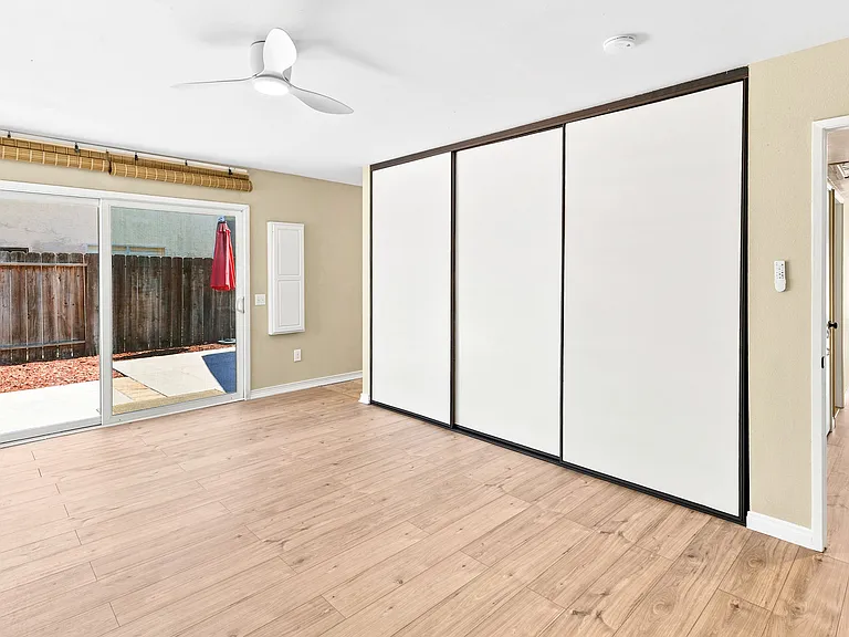 11770 Treeview Pl — Photo 7