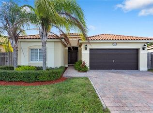 1940 NE 35th Ave, Homestead, FL 33033