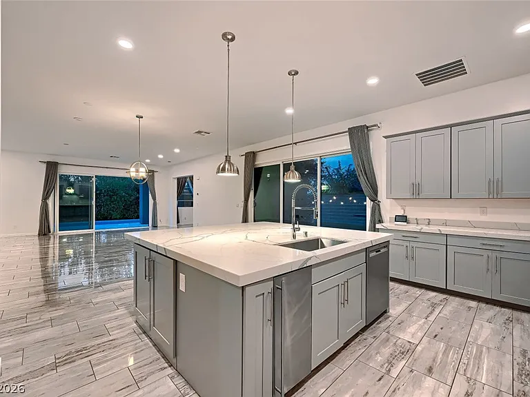 10334 Jade Gardens Dr — Photo 12