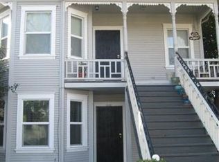 1114 V St, Sacramento, CA 95818