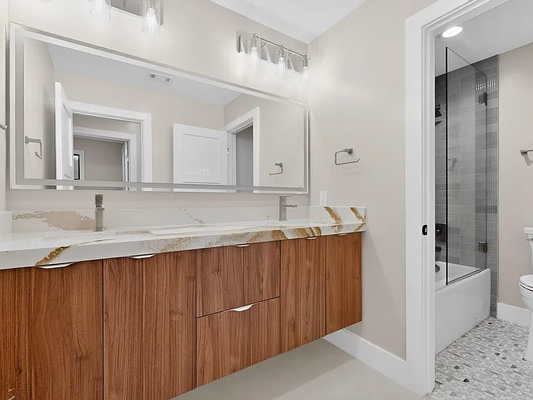 5018 Highland Ct — Photo 18