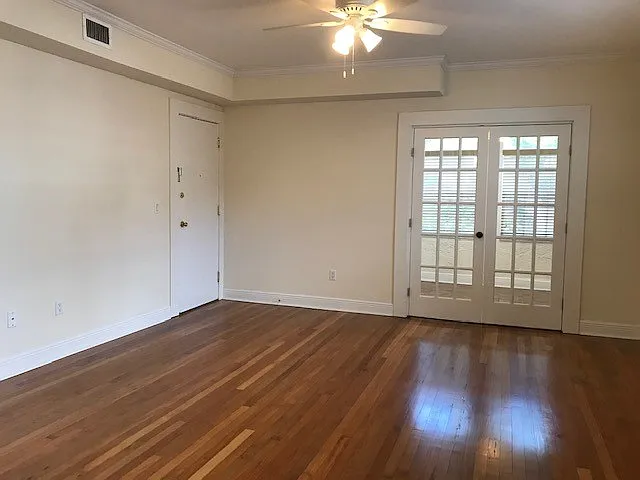 242 Madeira Ave #3 — Photo 4