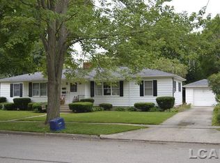 205 N Oneida St, Tecumseh, MI 49286