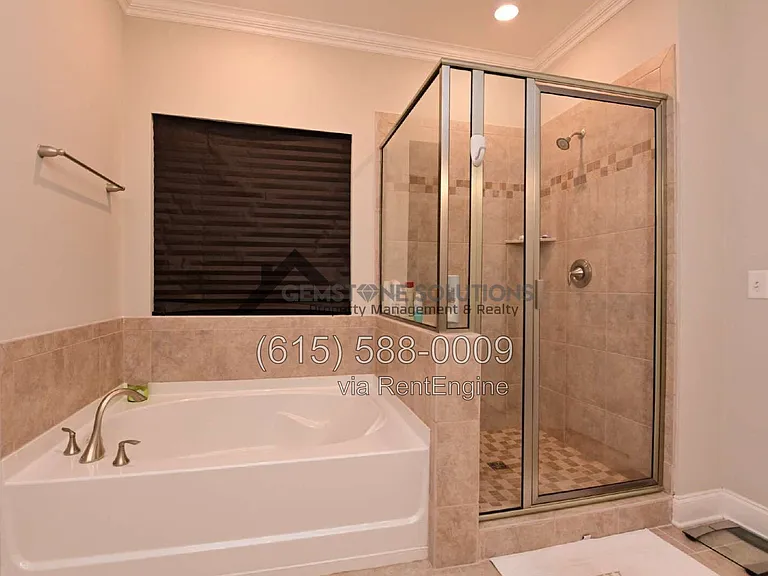 1028 Fenner Ln — Photo 31