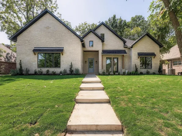 2510 Creekbend Cir, Sherman, TX 75092