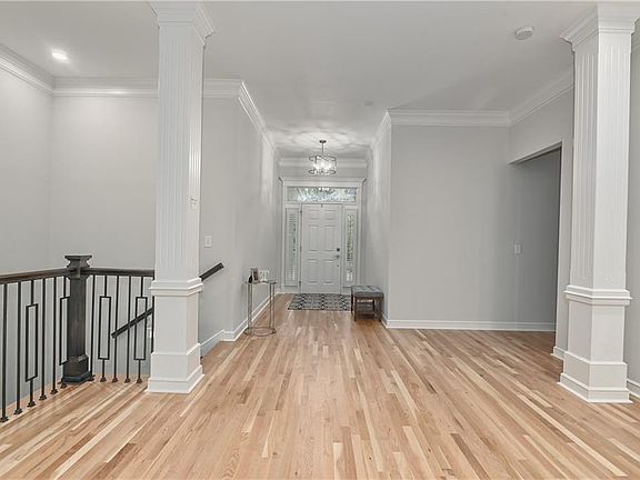 4th image of 12544 Knox St