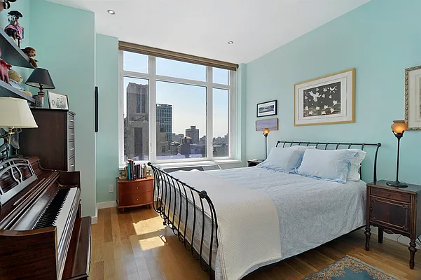 Rented by Corcoran | media 14