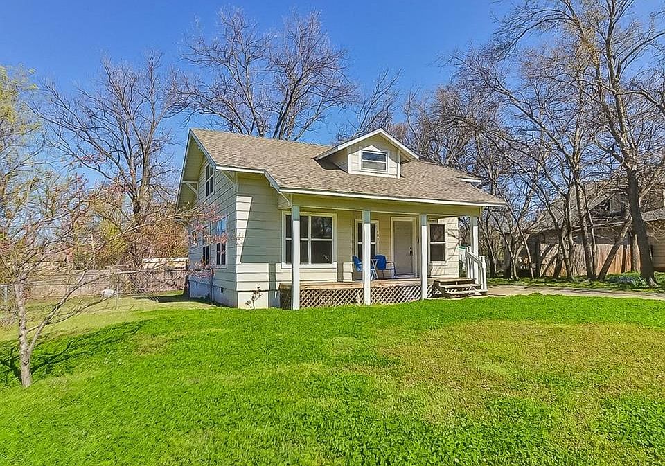 1st image of 409 W Tonhawa St