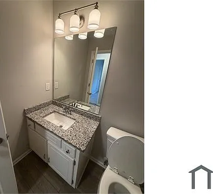 4 bed, 2424 sqft, $2,700 — Photo 4