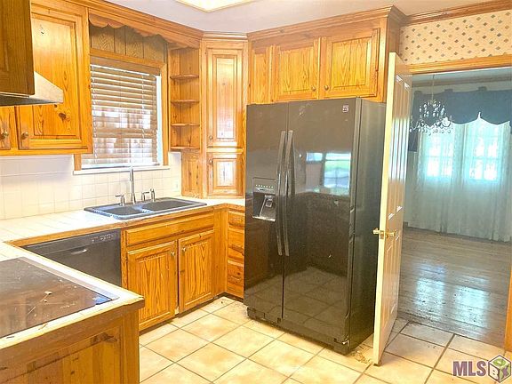3rd image of 1737 Worsham Dr