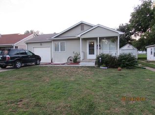 605 Plum St, Wamego, KS 66547