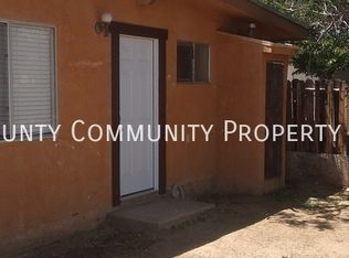 6377 Hermosa Ave #B, Yucca Valley, CA 92284