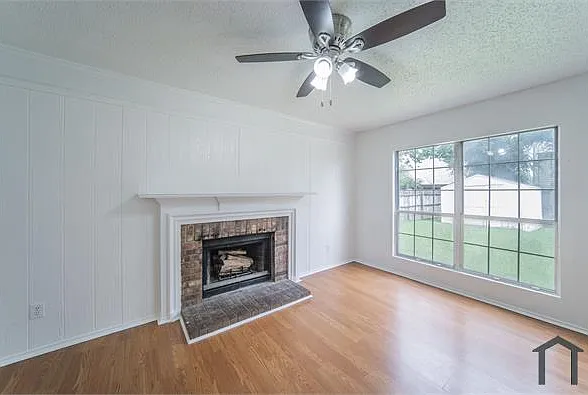 2500 Country Creek Ln — Photo 7