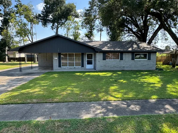 104 Lynn Dr, Lafayette, LA 70508