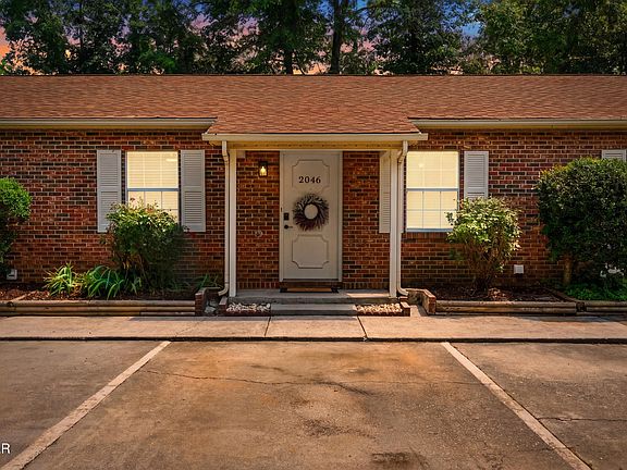 2nd image of 2046 Belle Terra Rd