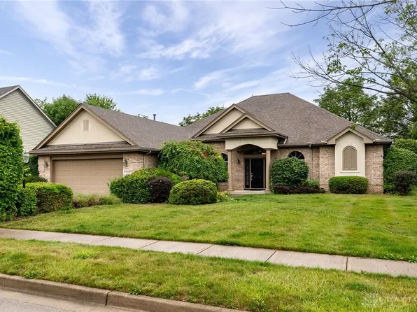 205 Charlie Dr, Clayton, OH 45315