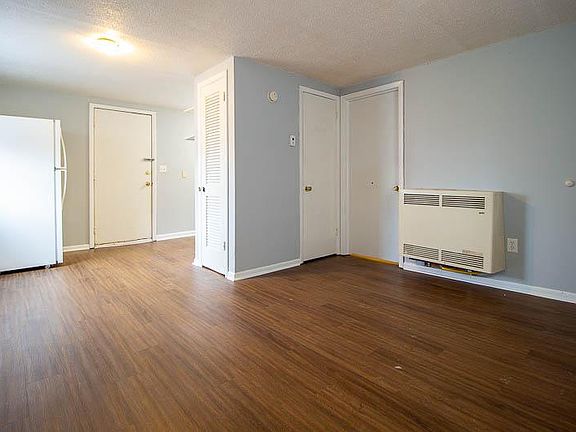2nd image of 2012 S Ashwood Ave