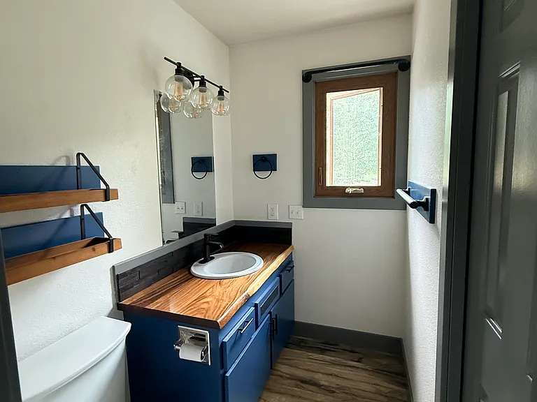Alpine Dr — Photo 5